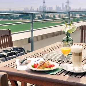 https://mercure-eschborn-helfmann-park.frankfurtammainhotels.com