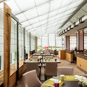 **** Hotel Leonardo Bonn Airport Duitsland