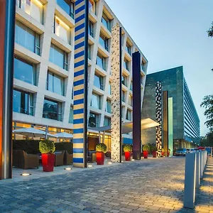 **** Hotel Radisson Blu Media Harbour Hotel, Duitsland